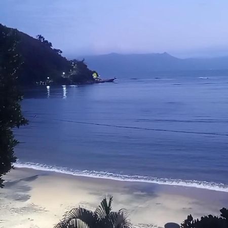 Appartement Pe Na Areia Prainha - Pedra Do Jacare à Caraguatatuba Extérieur photo